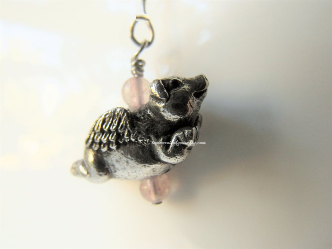 Stainless steel flying pig and quartz tea strainer 