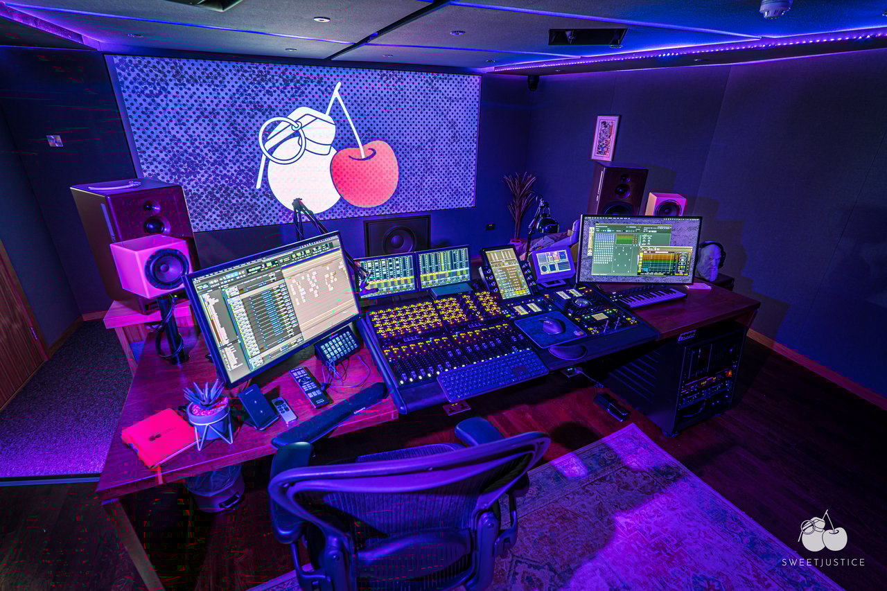 mix studio, sweet justice sound group, mixing room