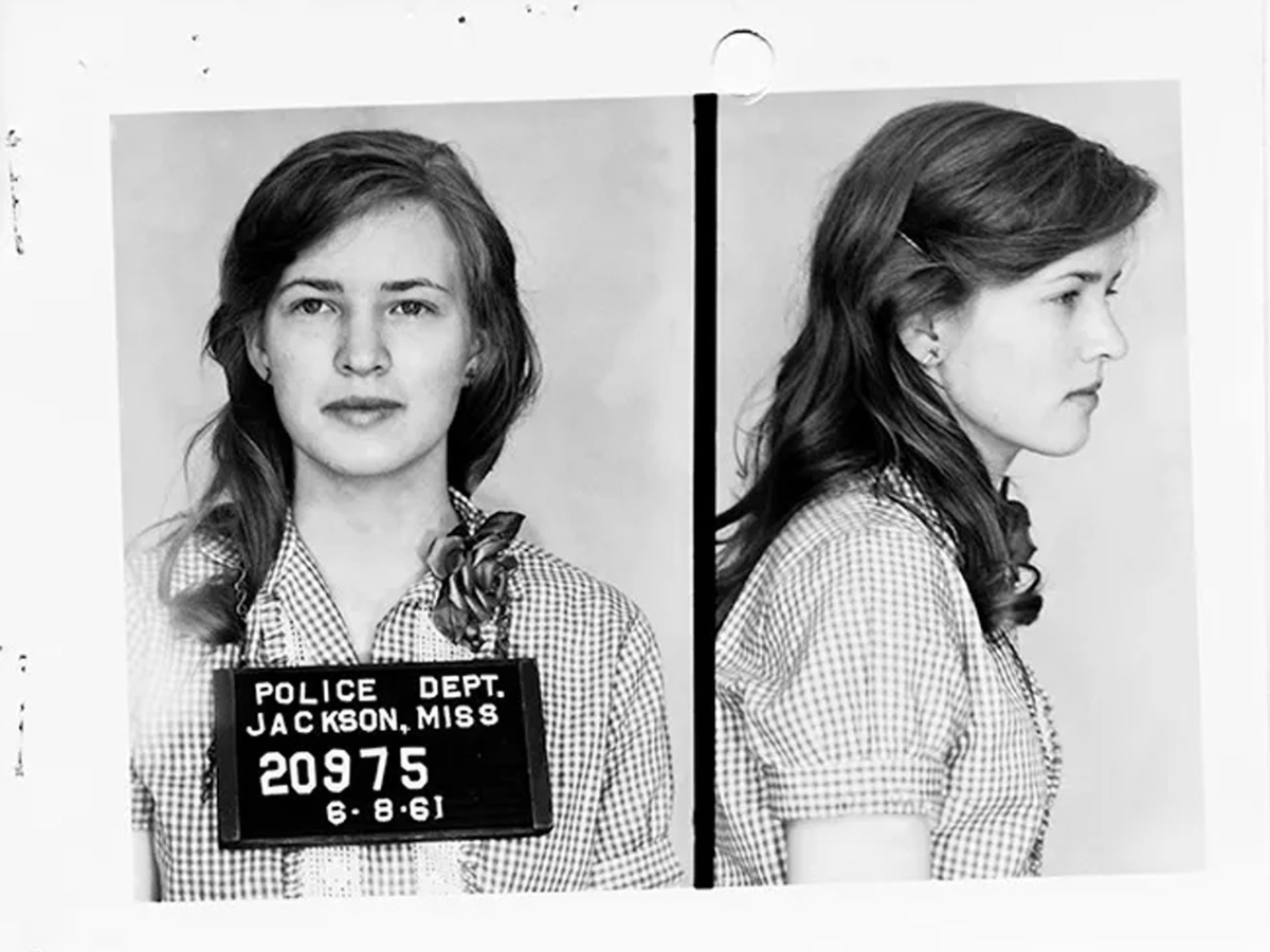 a mug shot of a woman