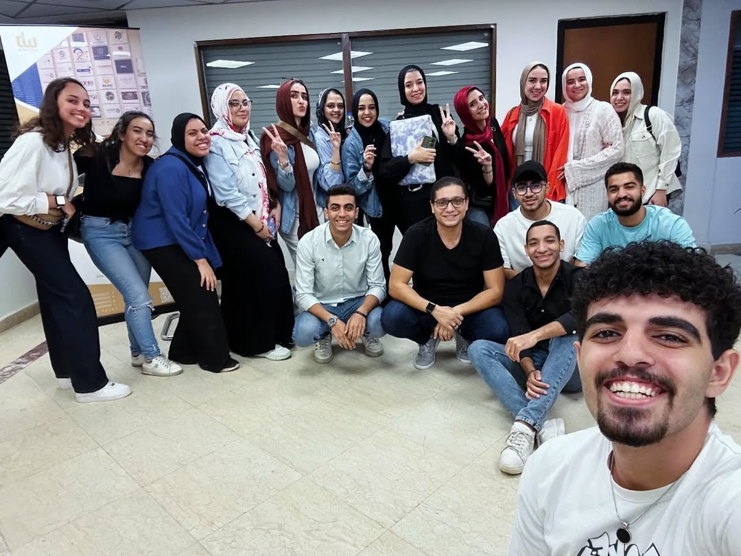 عمرو عبد احكيم