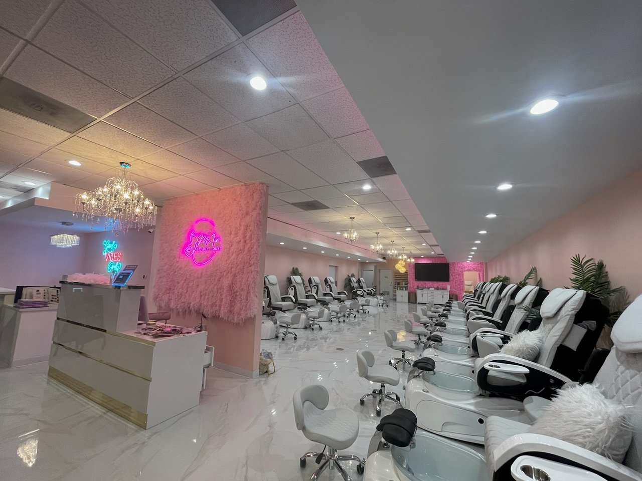 Nail salon near me brea ca 92821 | Me Time Beauty Lounge near me brea mall, brea, ca 92821 | Nails near me e imperial hwy, brea, ca 92821