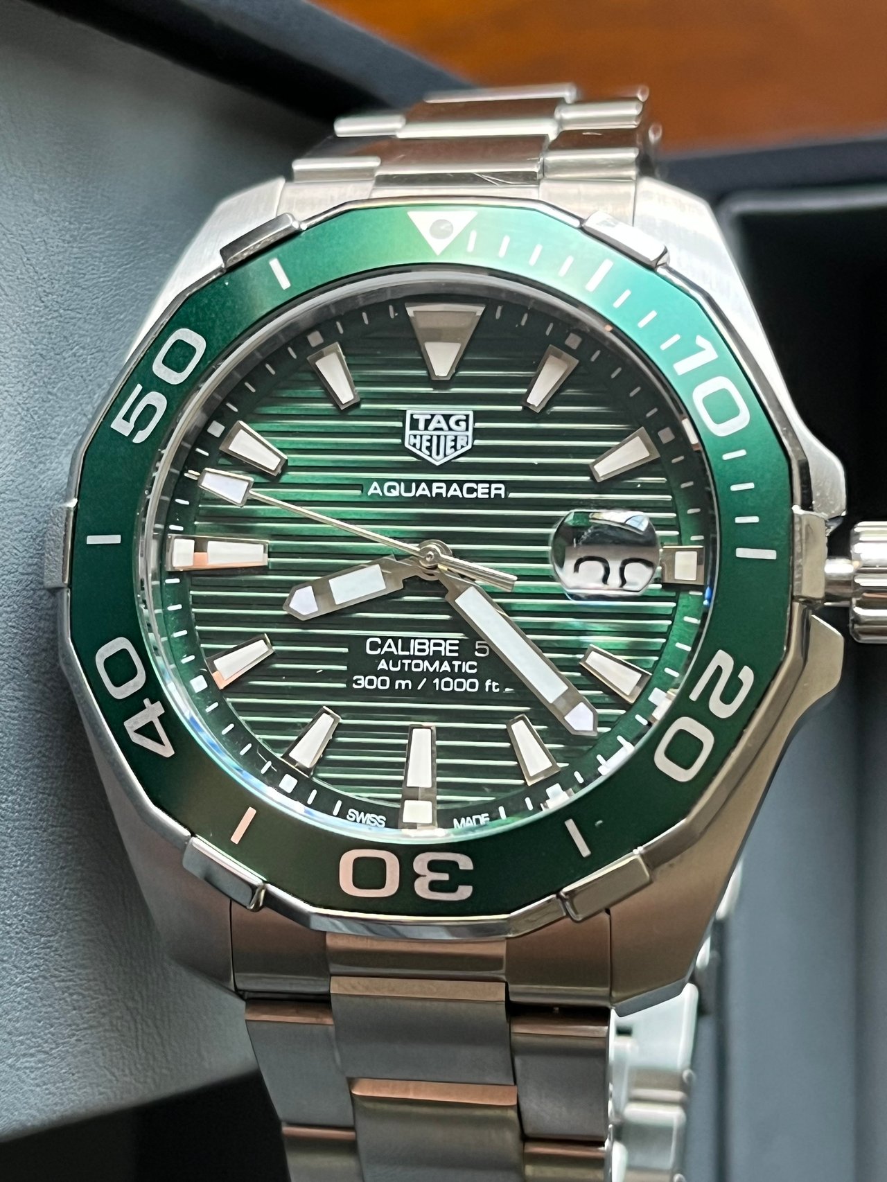 Unworn NOS(new old stock)