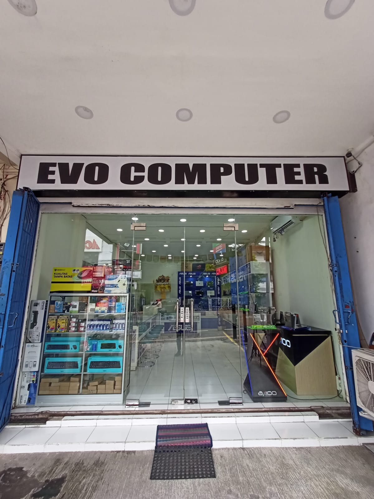 Butuh Laptop di Bali di Evo Computer Saja