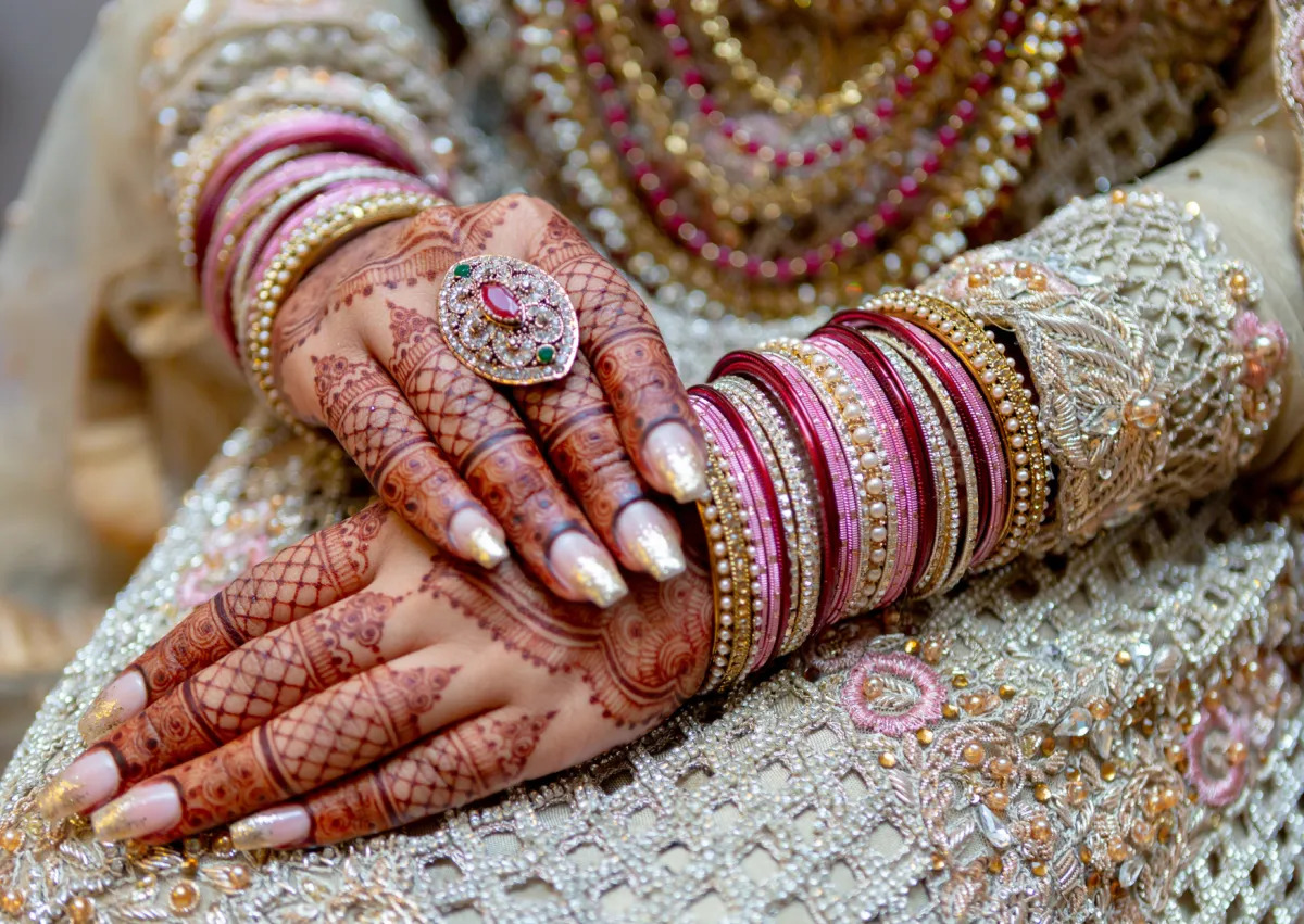 Custom henna Edmonton