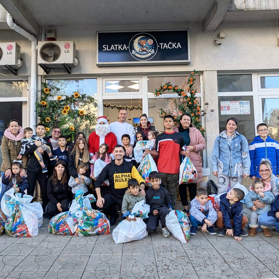 Humanitarne kampanje i Slatka Tačka