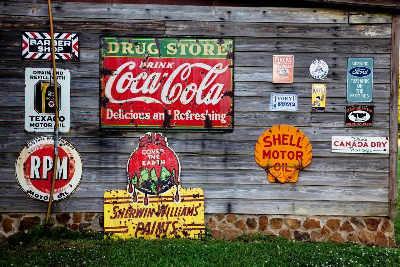 guide for signage