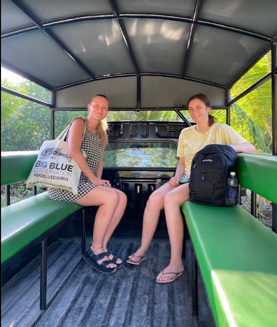 Putu Taxi Lembongan