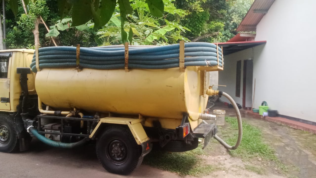 SEDOT WC JAKARTA TIMUR