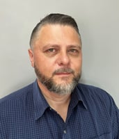 Dirk Strauss