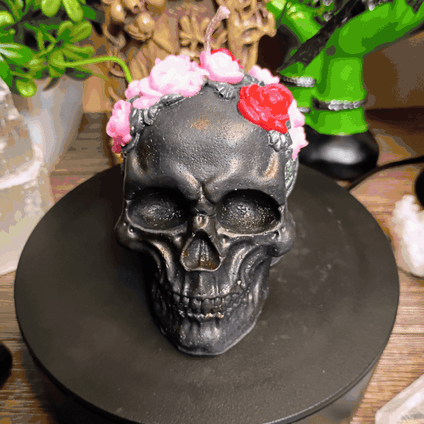 Skull and rose witchy candle, gothic candle decor, dark floral candle, witchy candle, altar decor, gothic home decor, macabre gift, handcrafted luxury candle by Bruja's Flame